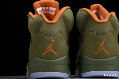 Hyperoad 5 “Olive” Jordan Air 1021